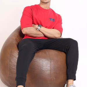 T-shirt pour hommes de bonne qualité au prix de gros T-shirts surdimensionnés à manches courtes pour hommes en vrac - Product Image 4