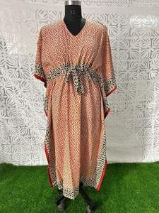 ชุดเดรสใส่เดินชายหาดคอวีพิมพ์ลายดอกไม้ทำด้วยมือสำหรับผู้หญิงชุดเดรสลำลองสำหรับฤดูร้อน - Product Image 4