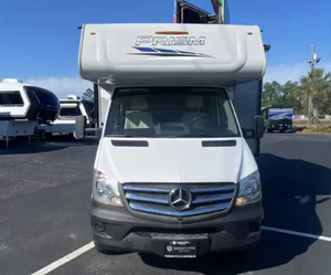 รถบ้านมือสอง Coachmen Prism Class C RV Camper Motorhome ปี 2022 2023 2020 ขายส่ง มีสีให้เลือกตามสั่ง ไมล์น้อย 4-6 ที่นั่ง - Product Image 2
