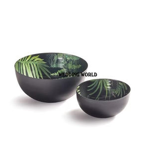 Cuenco de chocolate de metal con acabado negro Diseño de forma redonda Cuenco dulce Excelente calidad Cuenco de chocolate hecho a mano - Product Image 1