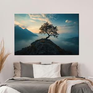 Lienzo Impreso: Árbol Solitario en la Montaña, Atardecer Sereno, 1P: Enmarcado en Galería - Product Image 1