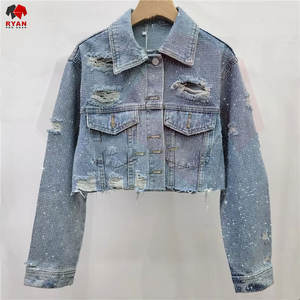 Veste en jean pour femmes tendance, manches longues, boutonnée sur le devant, coupe ajustée, fabricant en gros - Product Image 1