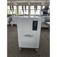 Stabilisateur de tension monophasé 50 kVA 220 V CA SVC à servomoteur, AVR entièrement en cuivre pour centre de données