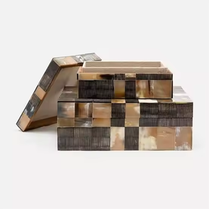 Boîte cadeau en corne artisanale de luxe mallette de rangement décorative élégante pour bijoux souvenirs ou objets de collection Unique par Artisan Craft - Product Image 4