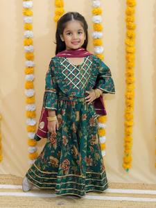 Hermoso hecho a mano indio Ghaghra Choli nuevo diseñador Lehenga Choli para niños niñas vestido tradicional Navratri Wear (1-12 años) - Product Image 5