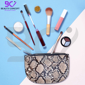 Pinzas para Cejas de Acero Inoxidable con Punta Inclinada, Pinzas de Precisión para Cejas y Vello Facial para Hombres y Mujeres - Product Image 6