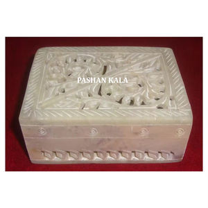 Boîte de rangement de bijoux de belle conception de fleur de sculpture faite à la main de stéatite naturelle indienne pour la décoration de la maison et le but de cadeau - Product Image 1