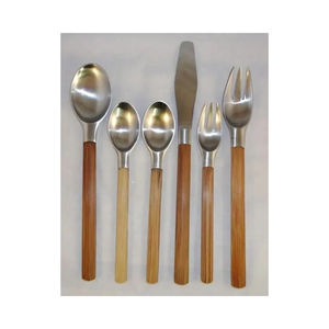 Elegante juego de cubiertos de acero inoxidable con mango grabado, perfecto para mesa de comedor de boda y uso de artículos de servicio premium en La India - Product Image 5