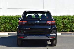 Nouveau pour Toyota Raize avec boîte de vitesses automatique Sièges en cuir intérieur foncé Caméra arrière FWD - Product Image 3