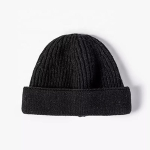 Vente en gros de bonnets d'hiver décontractés en molleton 100% coton imperméable, logo personnalisé brodé, couvre-chef d'extérieur, fermeture à pression, unisexe - Product Image 2