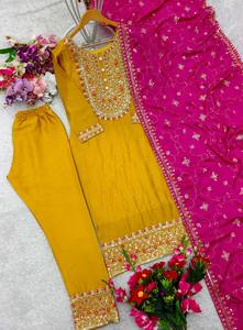 Top de fête de créateur-Pent et Dupatta avec Ravet-Moti Work - Product Image 2