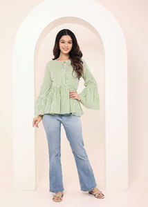 Haut élégant en coton péplum à manches cloche à rayures vertes et blanches avec tour de taille naturel tissé et décoration à boutons adaptée aux OEM - Product Image 3