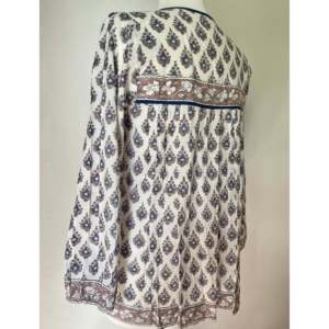 Blusa Azul Floral con Cuello en V, Talla Única, Diseño a Cuadros Vintage, Tejido de Algodón y Chifón, Holgada y Moderna para Primavera, Verano y Otoño - Product Image 4