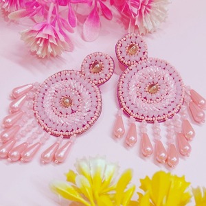 Boucles d'oreilles pendantes en perles de verre brodées à la main à 100%, style classique, pour les fêtes, cadeau pour femmes indiennes, artisanat JAVED - Product Image 1
