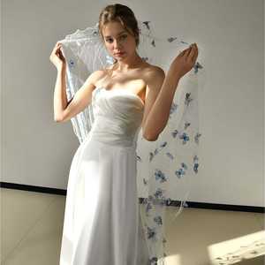 Peigne à cheveux en maille ivoire Bridella M43-WN, fait à la main, style vintage, strass, plastique, confortable, ajustement sécurisé pour les cheveux de la mariée - Product Image 4