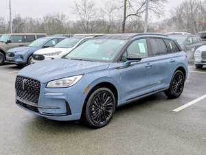 2026 Li n-c o l n Cor-sair Grand Touring AWD SUV, motor de 2.5L combinado con un motor eléctrico para un total de 266 caballos de fuerza - Product Image 3