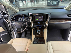 Alphard SUV Usada del 2024 en Venta - Interior Oscuro, Motor Turbo, Tracción en las Cuatro Ruedas, Asientos de Cuero - Product Image 5