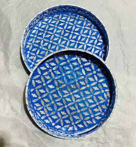 ชุดถาดเสิร์ฟทรงกลมสีน้ำเงินทันสมัย ประดับมุก งานฝีมือเคลือบเงา ของตกแต่งบ้านสุดหรู ผลิตในเวียดนาม - Product Image 2