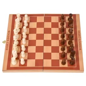 Juego de Ajedrez de Madera Tallada, Tablero Magnético Plegable, Piezas Clásicas de Madera, Juego de Viaje para Aprender Estrategia - Product Image 1