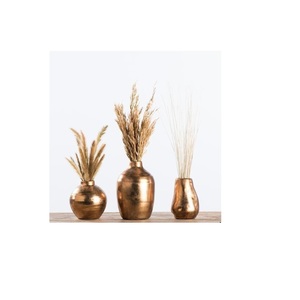 Fashionable Elegant Modern Metal <b>Table</b> Decorative <b>Table</b> Vases for Home Decor in Reasonable Prices for Export From India - Product Image 3