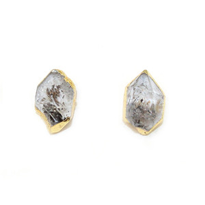 Boucles d'oreilles Boho Herkimer Diamond Stud april Birthstone, Quartz brut naturel en or - Product Image 1