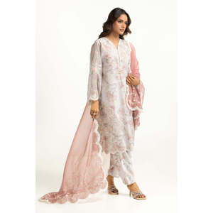 Conjunto Deportivo Premium de 3 Piezas para Mujer con Estampado de Red de Tenis y Bordado IPSTD-44784 - Product Image 5