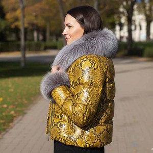 Chaqueta de Cuero Acolchada a Cuadros para Mujer con Cuello de Piel de Zorro y Cierre de Cremallera, Chaqueta de Invierno Estilo Urbano - Product Image 2