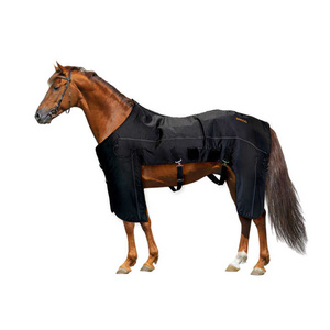 Alfombra de caballo impermeable transpirable de primera calidad, diseño ligero con correas ajustables y comodidad para todas las estaciones - Product Image 1