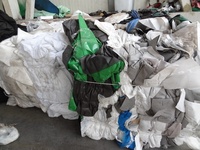 PP-Polipropilena NON WOVEN FIBER-klip berwarna campuran potongan/limbah untuk daur ulang.