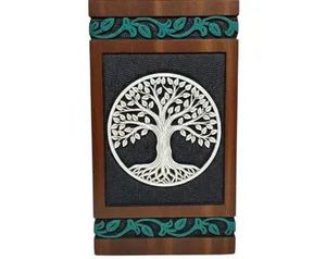 Urna Funeraria de Madera Maciza de Primera Calidad |   Trabajo Artesanal |   Venta al por Mayor a Granel - Product Image 2