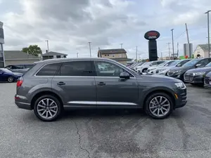 2019 Q7 Audi 45 Premium PLUS - Product Image 4