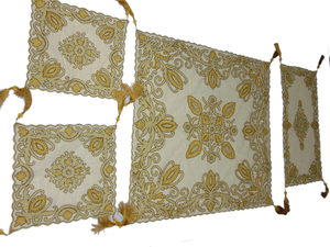 Acheter Chemins de table à manger Meilleurs prix Chemin de table élégant, brodé à la main et moderne Designs pour salles à manger - Product Image 2