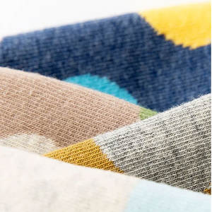 Chaussettes thermiques en polyester écologiques épaisses pour hommes, vente chaude, haute qualité, design personnalisé, logo personnalisé, couleurs vives, confortables - Product Image 6