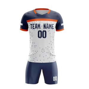 Tenue de football personnalisée pour équipe de jeunes, maillot et short sublimés, respirant, léger, pour entraînement et matchs, ensemble de vêtements de sport - Product Image 2