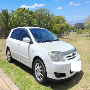 TOYOTA RUNX 140I RT d'occasion 2005, conduite à gauche/droite - Product Image 1