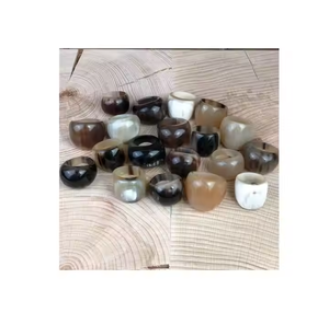Bague en corne de buffle unique Party Ware Utilisation de mariage à la main pour femmes par l'artisanat en croissant - Product Image 2