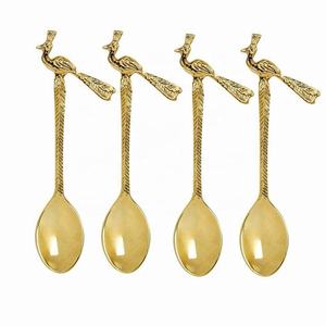 European and American Fashion New Coffee Spoon Dessert Hotel Wedding Design Red Resin Handle Design Serving Spoon - Product Image 4