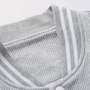 Venta al por mayor de prendas de vestir casuales de las mujeres Letterman chaqueta a prueba de viento transpirable Eco-Friendly mezcla de lana terminado de procesamiento de gran oferta - Product Image 4