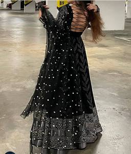 ชุดเลเฮนกา โจลี ผ้าไหมชินนอน พิมพ์ลายใหม่ สำหรับงานแต่งงานและงานเทศกาล ชุดสำเร็จรูป - Product Image 2