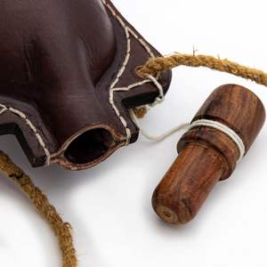 Bouteille de flacon d'eau en cuir de vachette véritable de style médiéval artisanal de haute qualité meilleure vente prix raisonnable - Product Image 6