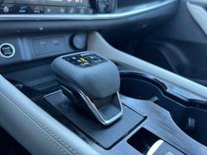 Nissan Rogue Turbo SUV 2019 Usada, Volante a la Izquierda, Asientos de Tela con Interior Claro - Product Image 4