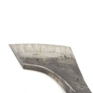 2025 Top vente hachette barbu avec industriel forgé à la main en acier damas tête de hache motif torsadé gaine en cuir pour la chasse - Product Image 6