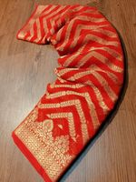 Sari en soie georgette douce avec tissage à motifs dorés sur toute la surface et bordure, magnifique design traditionnel indien pour mariée