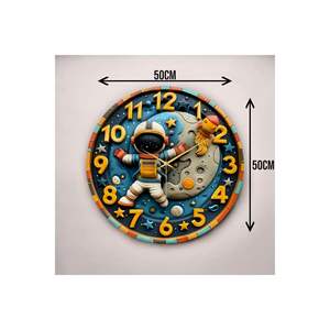 Reloj de pared de mesa silencioso de madera con diseño espacial de astronauta colorido 50cm regalo para niños impresión única - Product Image 3