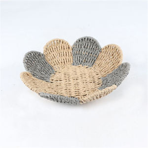 ถาดรูปดอกไม้ทำจากเชือกกระดาษ ทอมือ สีเบจธรรมชาติและสีส้ม ตะกร้าเก็บของตกแต่งบ้าน - Product Image 3