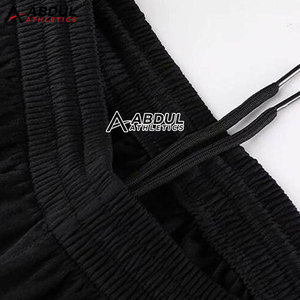 Uniforme de Baloncesto Masculino de Alta Calidad con Opción de Impresión de Logotipo, Nombre y Número Personalizados - Product Image 4