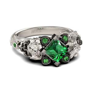 Jeulia Flower Design Princess Cut Sterling Silver <b>Skull</b> <b>Ring</b> - Product Image 3