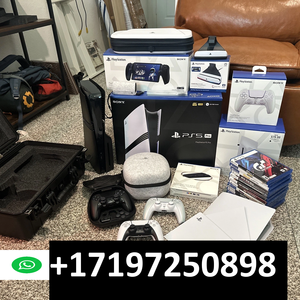Consola de Videojuegos Ps5 Pro 2TB con 15 Juegos Gratis, Dos Controles y Auriculares VR - Product Image 1