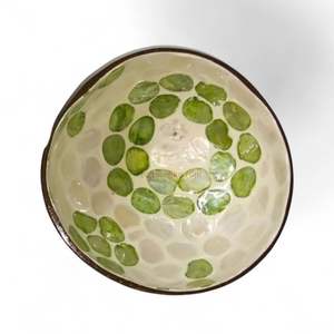 ชามมะพร้าวธรรมชาติทำมือ ประดับมุก สำหรับเสิร์ฟอาหารบนโต๊ะอาหาร และตกแต่งภายใน จากเวียดนาม - Product Image 2