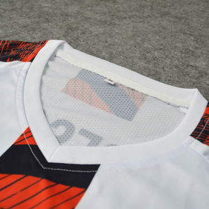 2024 meilleure vente personnalisé doux respirant séchage rapide maillot de football pour adultes personnalisé nom impression vêtements de sport pour les équipes - Product Image 6